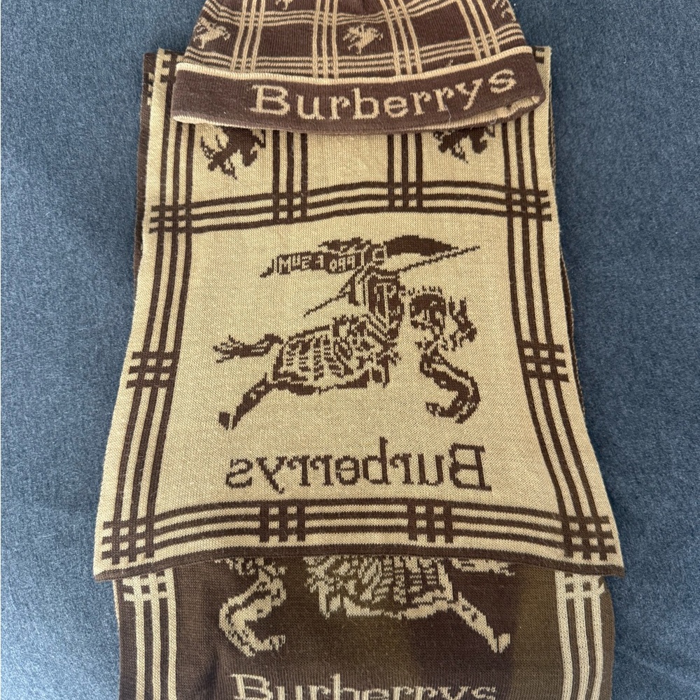 Burberry (Vintage) Men’s Genuine Cashmere Scarf and Hat Set